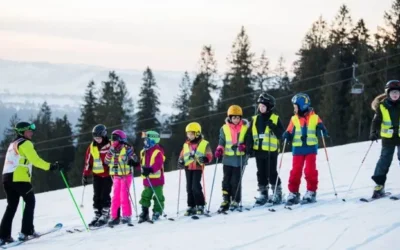 Czy Twoje dziecko jest gotowe na obóz narciarski? Wiek, umiejętności i gotowość na pierwszy wyjazd na narty.