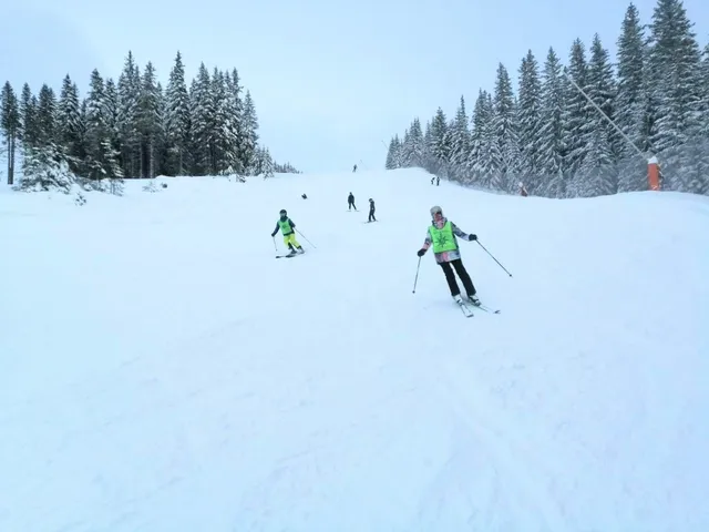 Narty z dziećmi we Włoszech – najlepsze miejsca na wyjazd narciarski